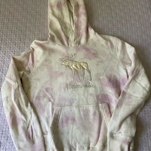 Girl’s Abercrombie Kids hooded sweatshirt, ivory w/mauve &  rose gold Size 13/14